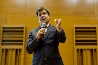 Manes acusó a Macri de hacer "populismo institucional" durante su presidencia