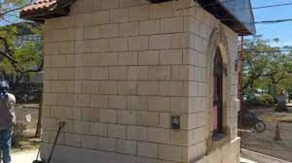 La obra de restauración del kiosco histórico se encuentra en etapa de finalización