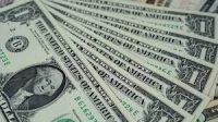 El dólar blue ya subió más de $ 100 en los que va del 2022 y sigue en alza