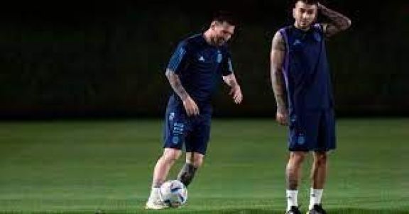 Con Di María afuera, el equipo que probó Scaloni para enfrentar a Australia