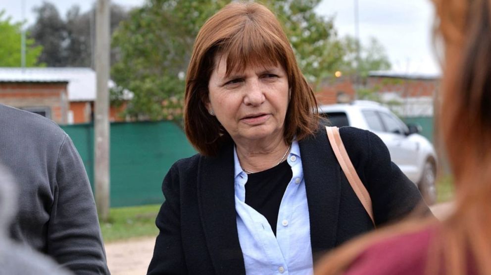 Patricia Bullrich arma su gira a la caza de "votos turista"