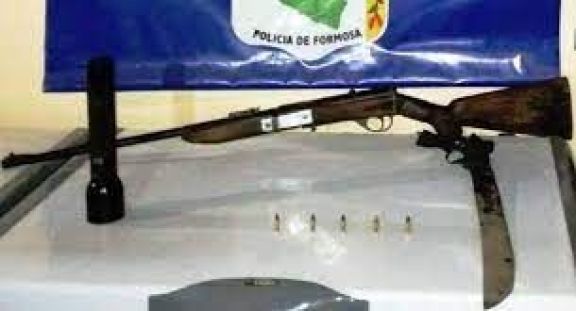 Efectivos de la Unidad Especial de Asuntos Rurales detienen a cazadores furtivos