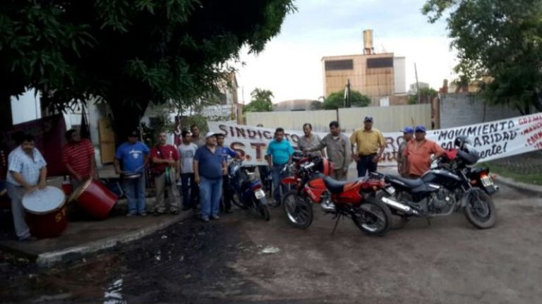 Medida de fuerza de trabajadores de UNITAN: "La huelga es por las paritarias, cuestiones salariales y por seguridad, higiene y salubridad"