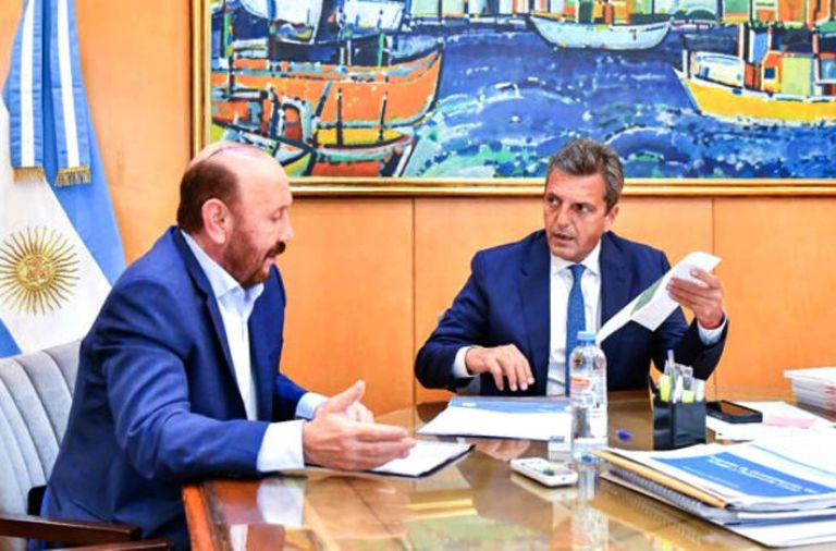 Insfrán y Massa avanzaron en el proyecto del Acueducto para el Desarrollo Social y Productivo