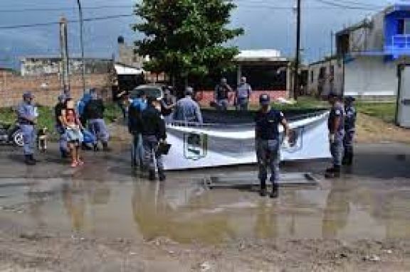 Asesinaron a un hombre y su homicida es intensamente buscado por la policía 