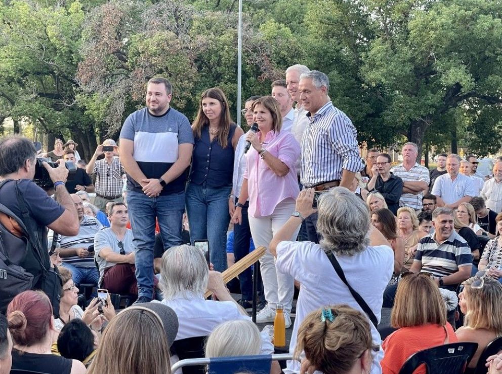 Bullrich propuso crear en Rosario un "bloque de búsqueda" como el que mató a Pablo Escobar