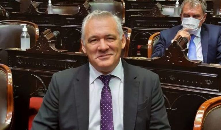 El candidato a gobernador de la UCR Fernando Carbajal impulsa un proyecto de ley para  la implementación del nuevo Código Procesal Penal federal en todo el país