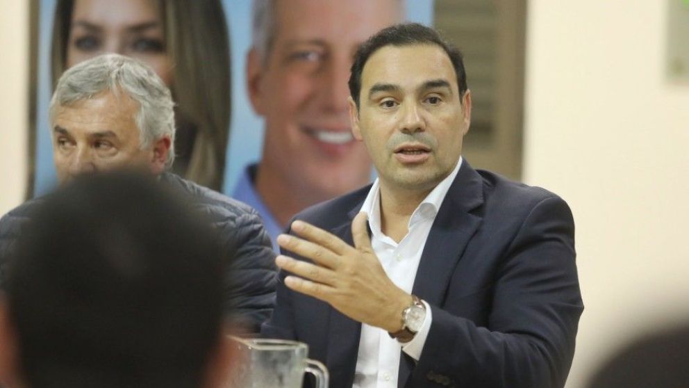 Valdés ahora quiere juntar a Larreta y Losada para prometer un puente que Macri no hizo