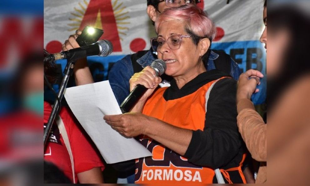 AUTOCONVOCADOS: marcha hacia Casa de Gobierno y Secretaria de la Mujer en reclamo por los salarios miserables de los trabajadores y la implementación del ESI en las escuelas