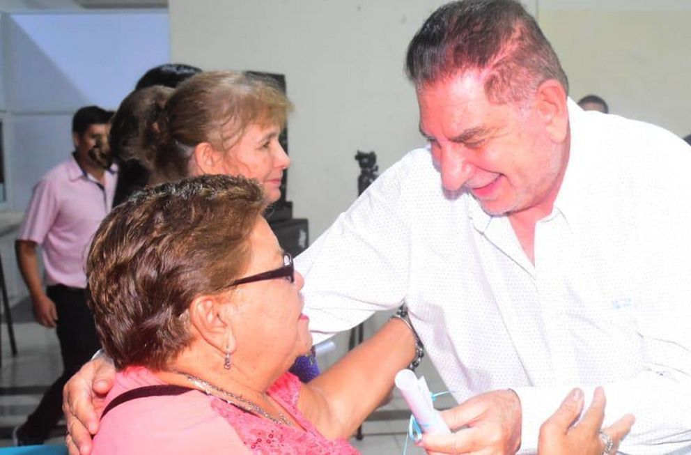 Jofré cumplió el sueño de 41 familias con la entrega de Decretos de Adjudicación y Obligaciones Cumplidas