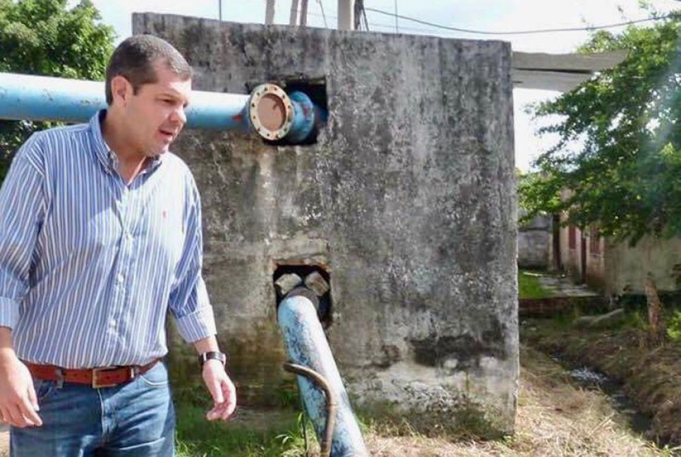 Olivera aconsejó limpiar los desagües y verificar el estado de las bombas de agua la ciudad