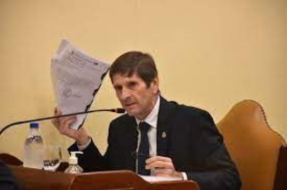 Titulación-Piñeiro: “el primer proveído que sacó la jueza del Juzgado Civil Nº 1 interpreta que existe derecho vulnerado y resuelve a favor de peticionar a las autoridades"