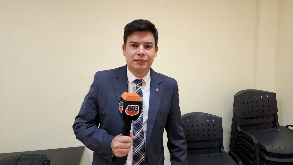 Para Casadei, la auditoría a Crucero "llega más tarde que colectivo a la parada"